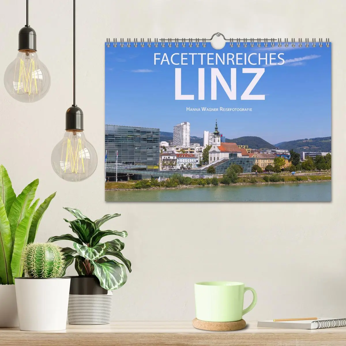 Bild: 9783457935828 | Facettenreiches Linz (Wandkalender 2026 DIN A4 quer), CALVENDO...