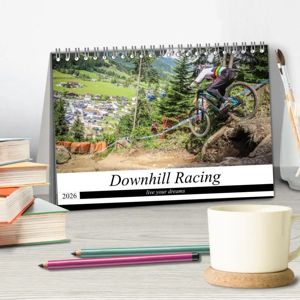 Bild: 9783457855928 | Downhill Racing (Tischkalender 2026 DIN A5 quer), CALVENDO...