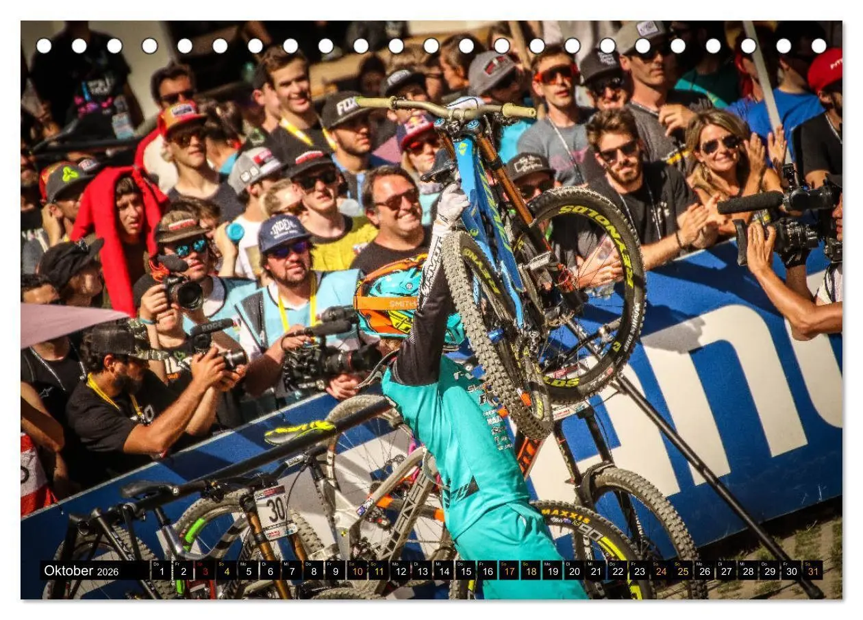 Bild: 9783457855928 | Downhill Racing (Tischkalender 2026 DIN A5 quer), CALVENDO...