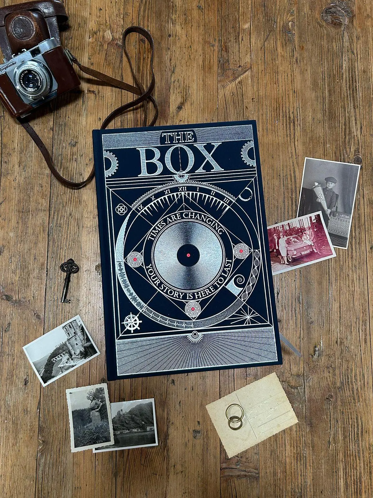Bild: 9783911408028 | THE BOX - Buchbox THE BOOK | Buch | 2 S. | Deutsch | 2026