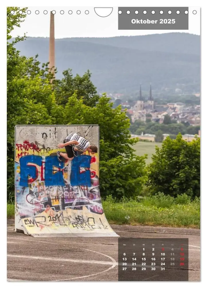 Bild: 9783457058428 | Mit dem Skateboard unterwegs (Wandkalender 2025 DIN A4 hoch),...