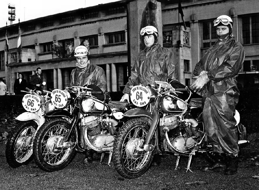 Bild: 9783861339328 | Jahrbuch Motorräder 2020 | Taschenbuch | 144 S. | Deutsch | 2019