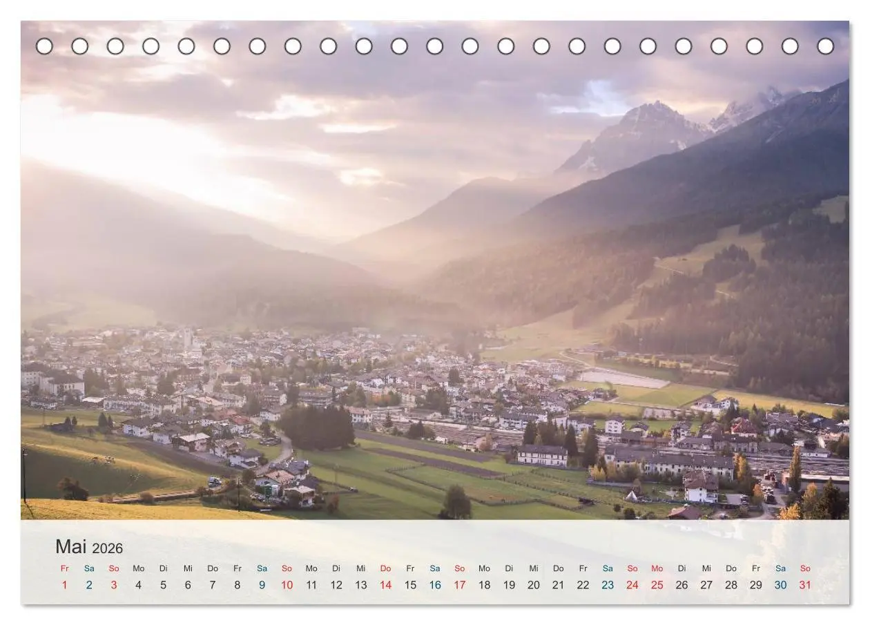 Bild: 9783516032529 | Dolomiten - Rundreise um Drei Zinnen (Tischkalender 2026 DIN A5...