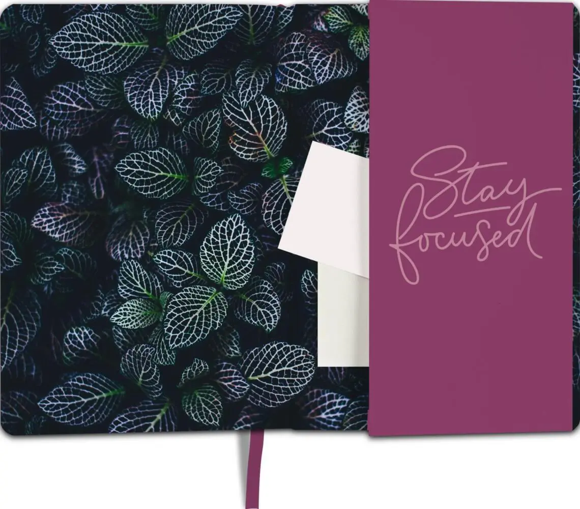 Bild: 4014489123729 | myNOTES Notizbuch A5: Be creative | Notebook medium, gepunktet | Buch