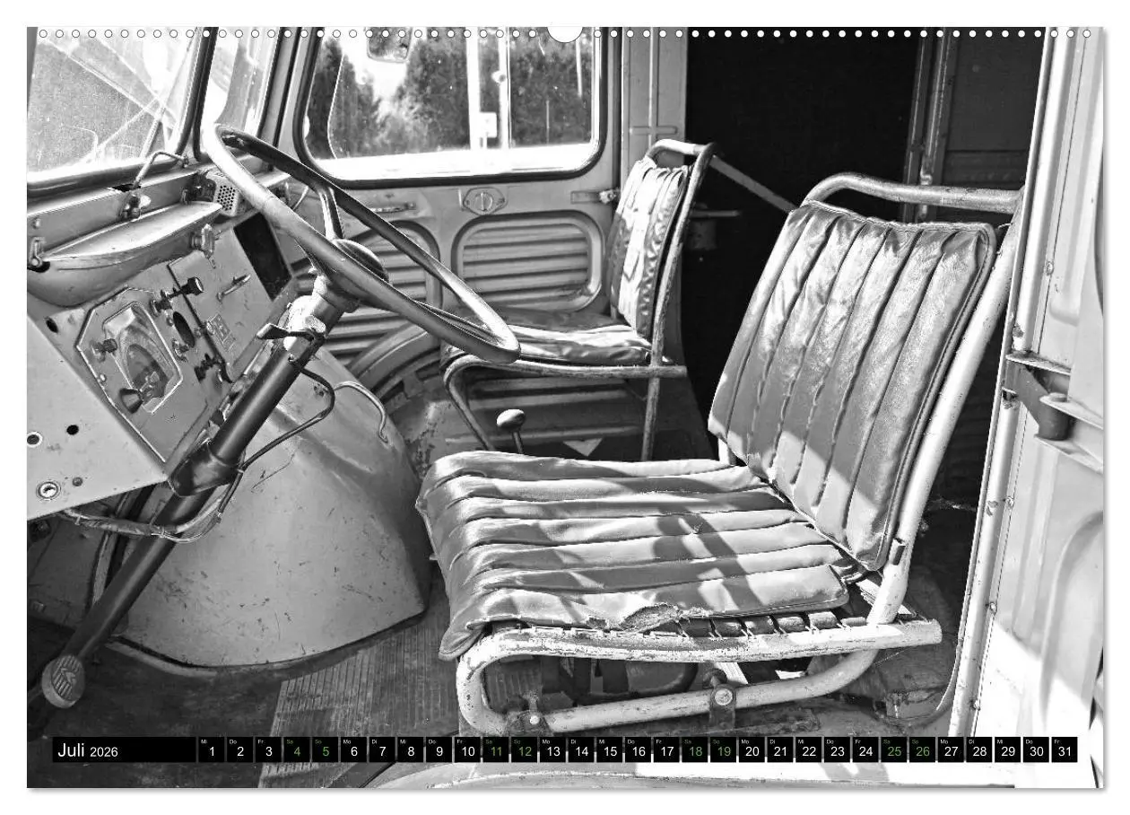 Bild: 9783457784129 | Citroën HY eine Legende in Schwarzweiß (Wandkalender 2026 DIN A2...