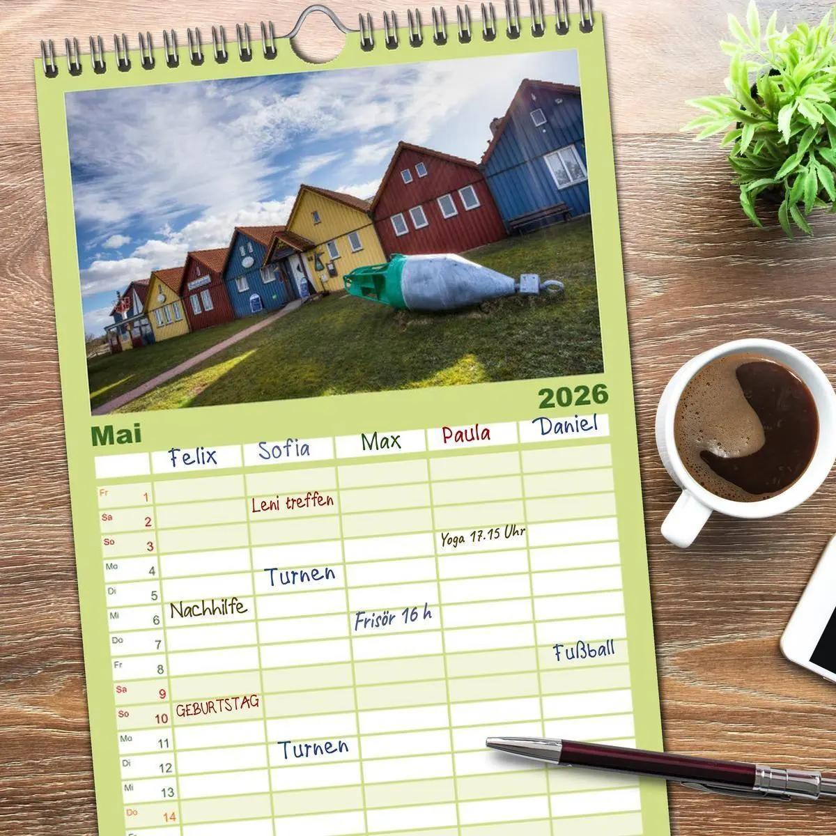 Bild: 9783516514629 | Familienplaner 2026 - Amrum - Eine farbenfrohe Insellandschaft mit...