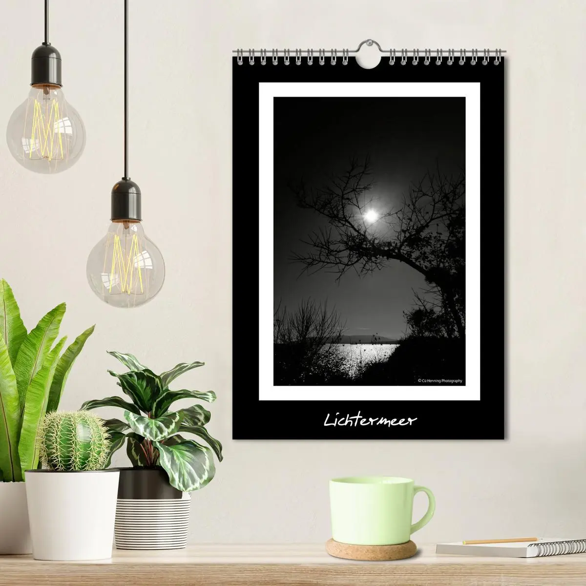 Bild: 9783516476729 | Lichtermeer (Wandkalender 2026 DIN A4 hoch), CALVENDO Monatskalender
