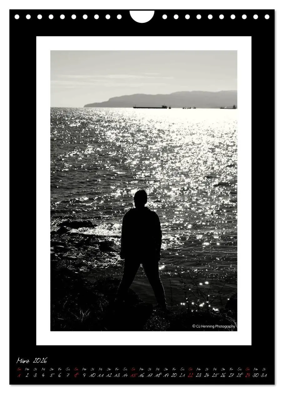 Bild: 9783516476729 | Lichtermeer (Wandkalender 2026 DIN A4 hoch), CALVENDO Monatskalender