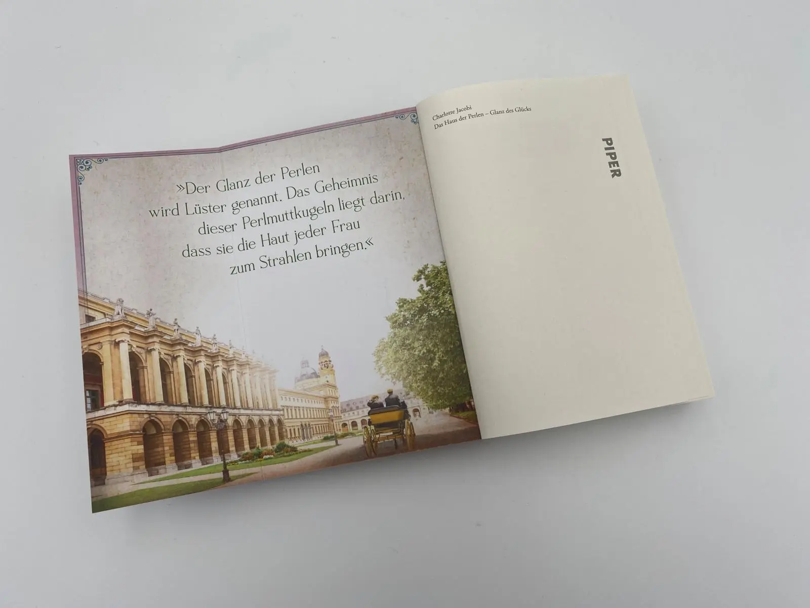 Bild: 9783492318129 | Das Haus der Perlen - Glanz des Glücks | Charlotte Jacobi | Buch
