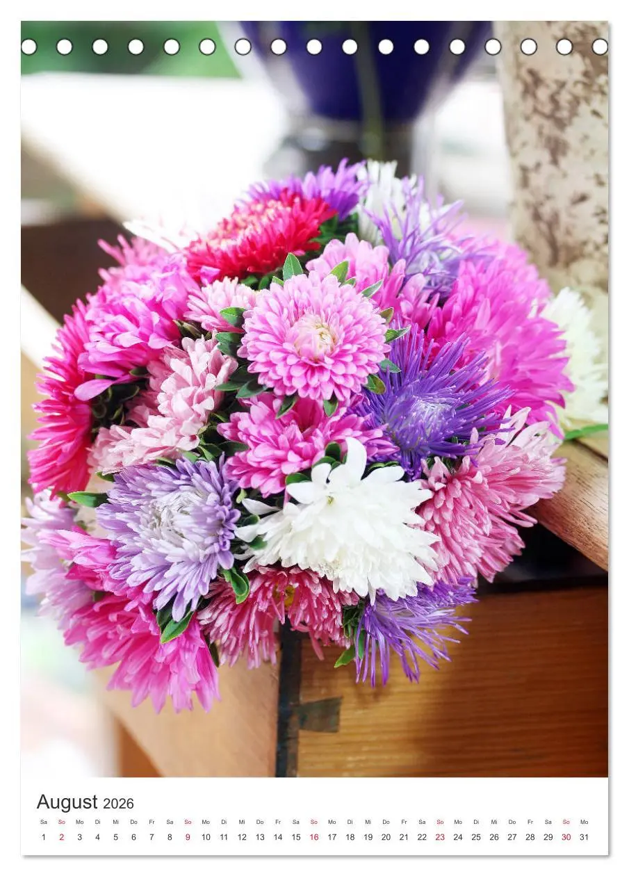 Bild: 9783516398229 | Verliebt in Blumen (Tischkalender 2026 DIN A5 hoch), CALVENDO...