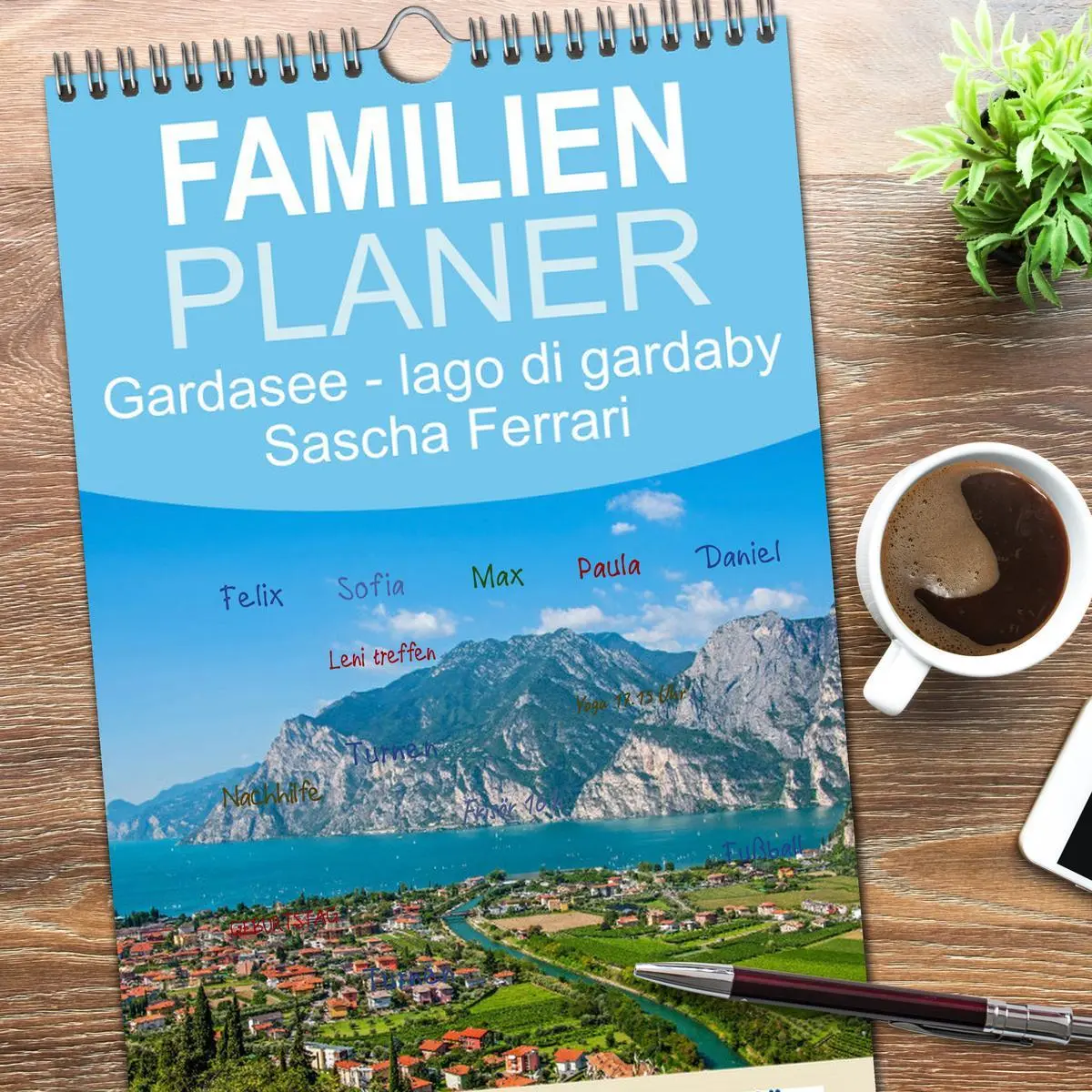 Bild: 9783516518429 | Familienplaner 2026 - Gardasee - lago di Garda by Sascha Ferrari...