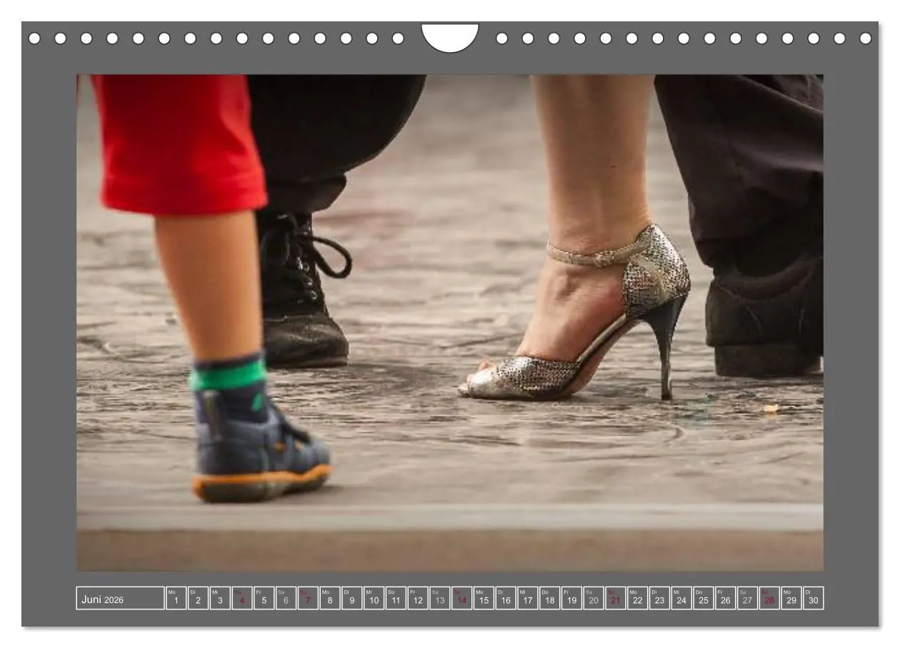 Bild: 9783516160130 | Tango feet (Wandkalender 2026 DIN A4 quer), CALVENDO Monatskalender