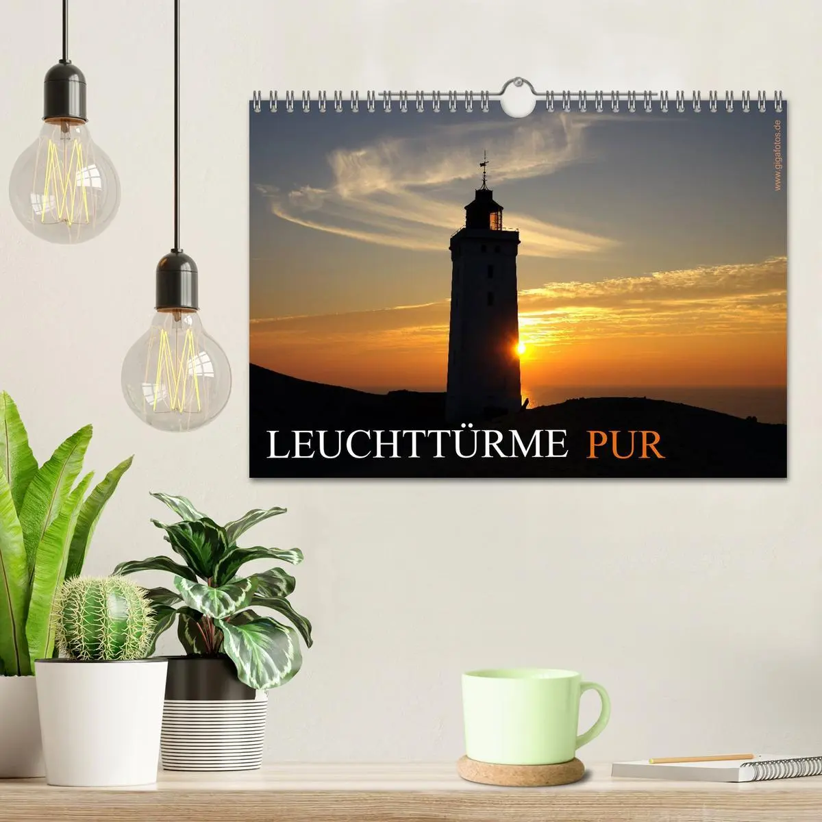Bild: 9783516120530 | Leuchttürme PUR (Wandkalender 2026 DIN A4 quer), CALVENDO...