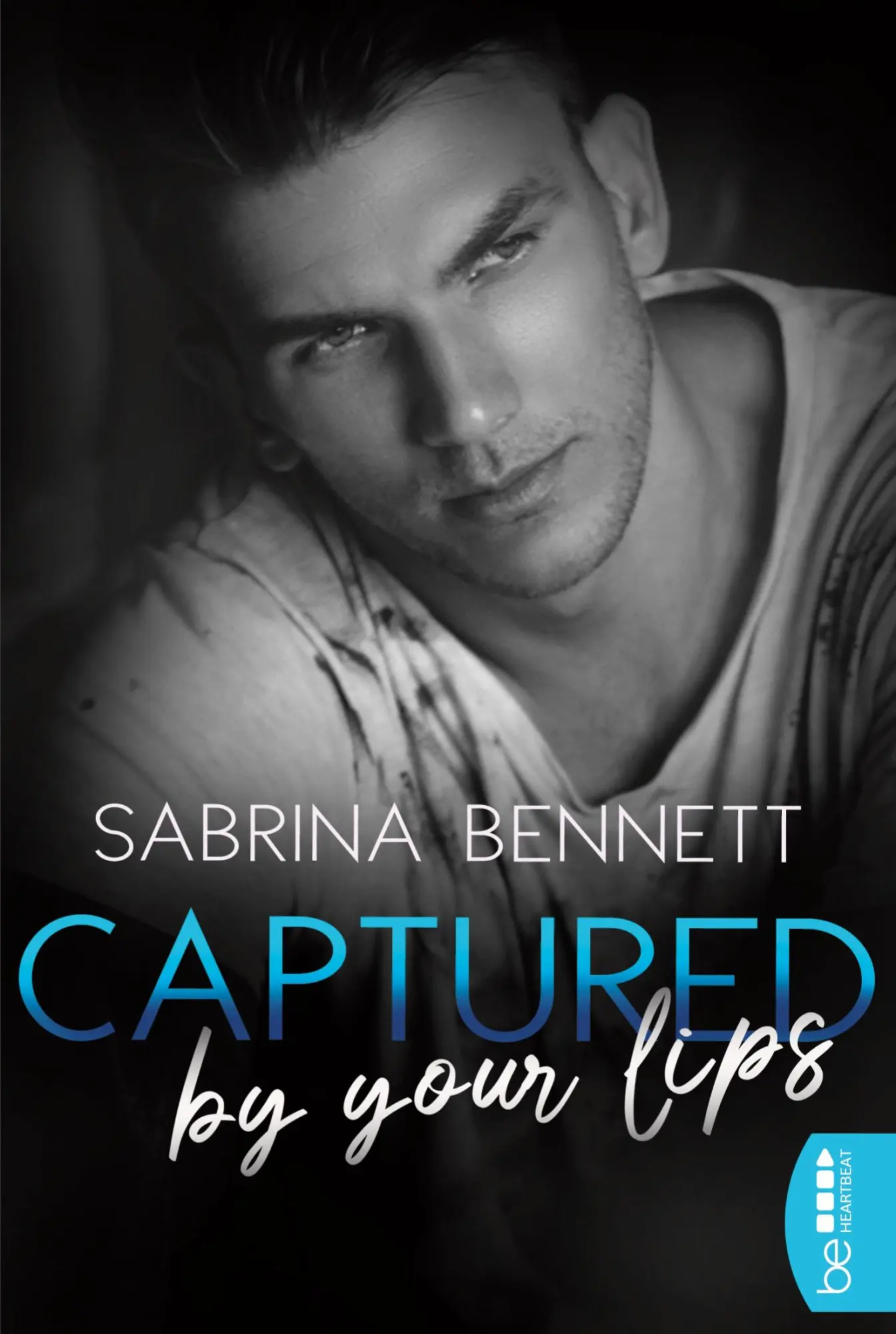 Cover: 9783741302930 | Captured by your lips | Bad Boy New Adult Romance | Sabrina Bennett