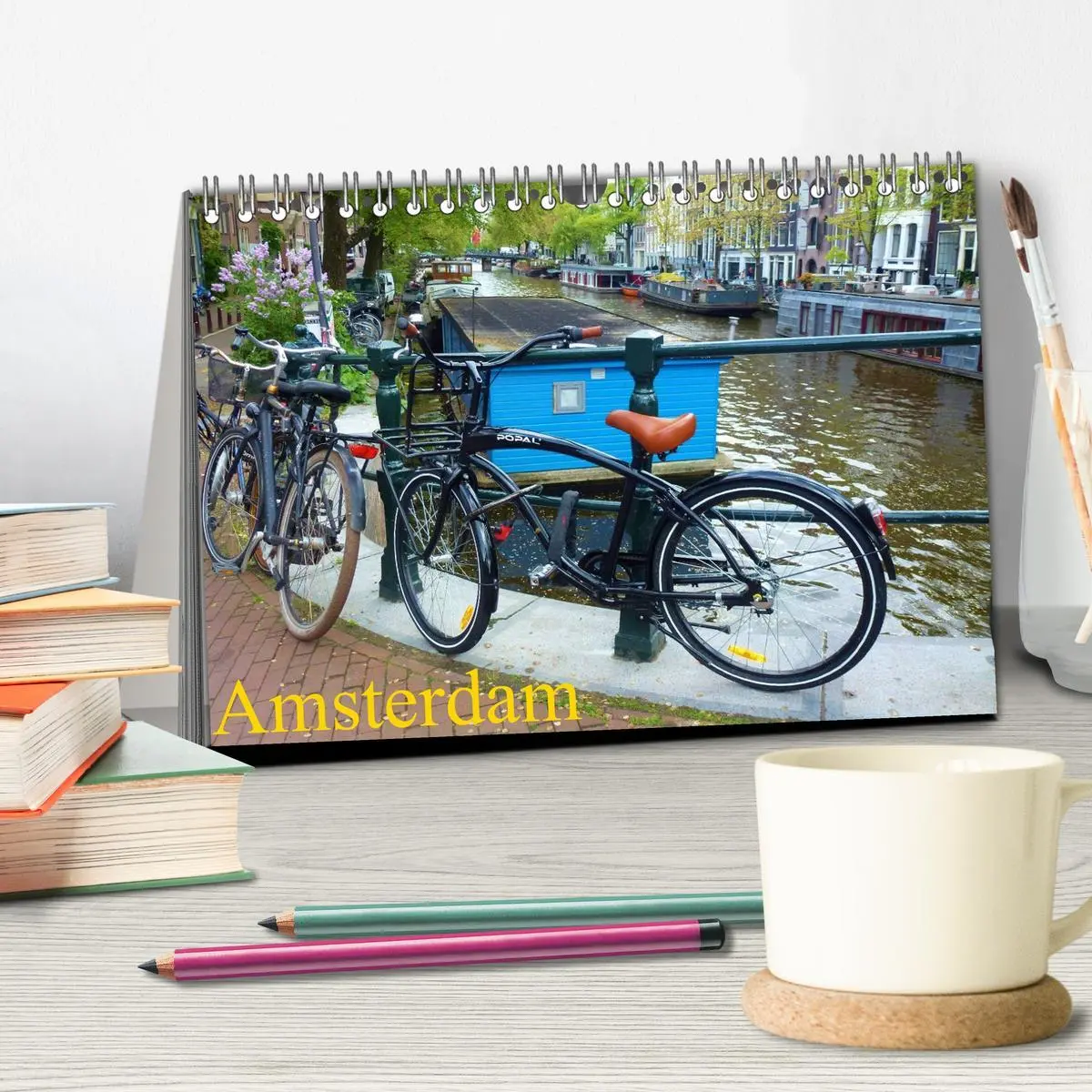 Bild: 9783516195330 | Amsterdam (Tischkalender 2026 DIN A5 quer), CALVENDO Monatskalender