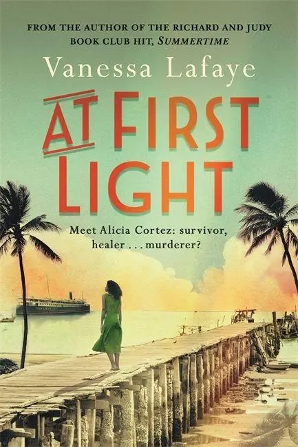 Cover: 9781409155430 | At First Light | Vanessa Lafaye | Taschenbuch | 356 S. | Englisch