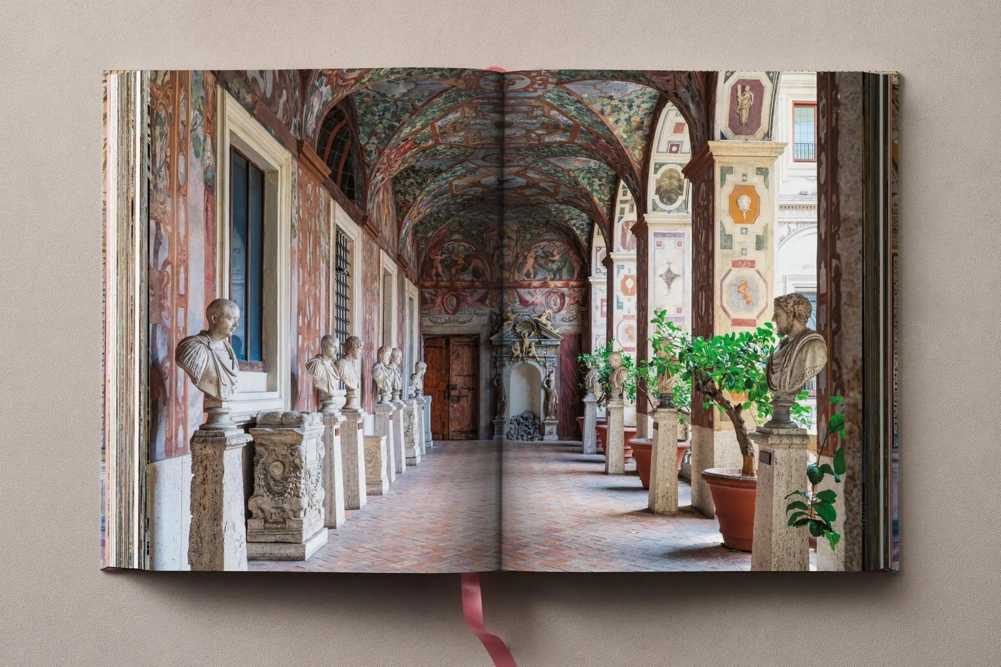 Bild: 9783836596930 | Massimo Listri. Italian Palaces | Massimo Listri | Buch | 640 S.