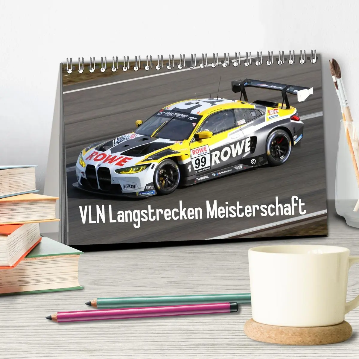 Bild: 9783516229530 | VLN Langstrecken Meisterschaft (Tischkalender 2026 DIN A5 quer),...