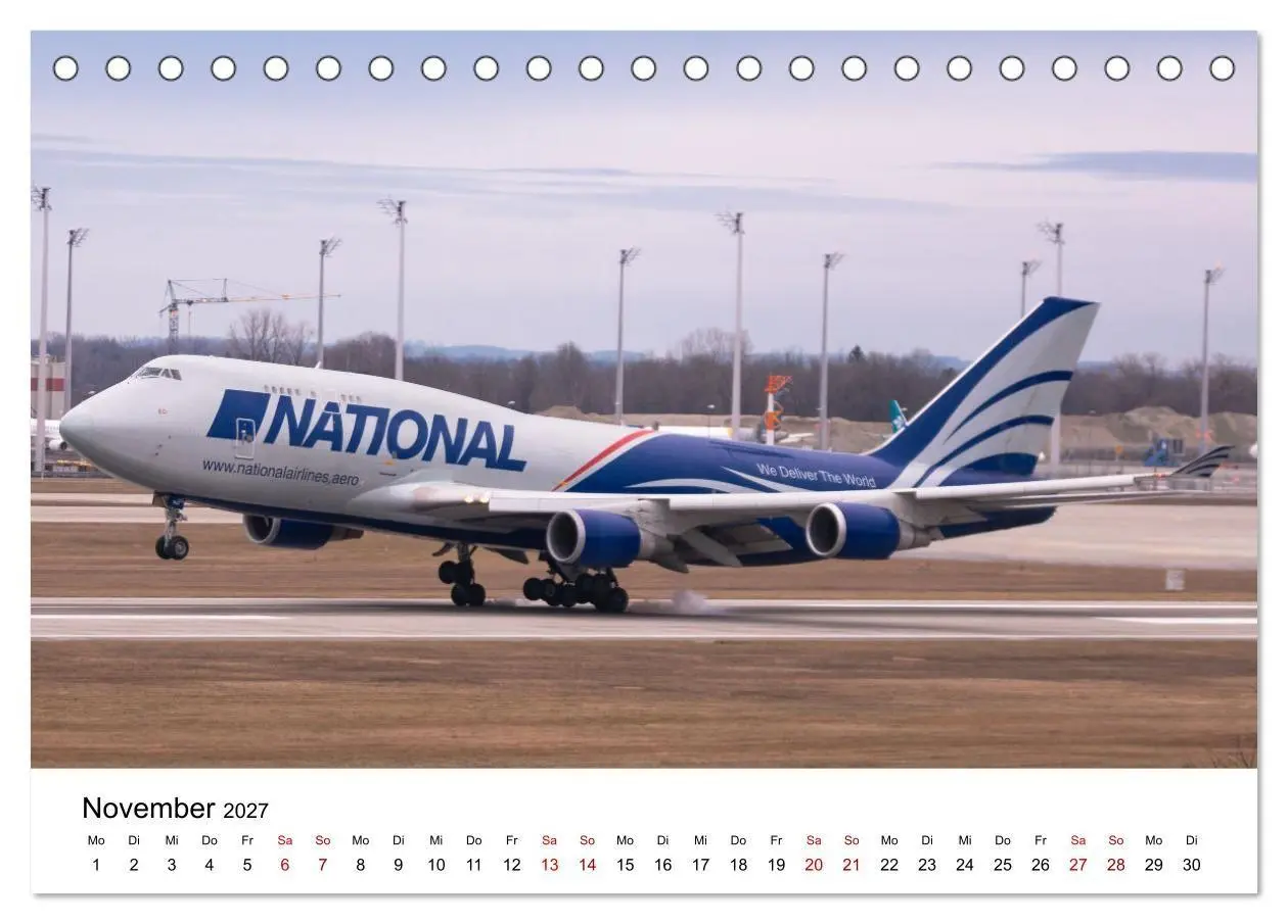 Bild: 9783569239630 | Boeing 747 Kalender (Tischkalender 2027 DIN A5 quer), CALVENDO...