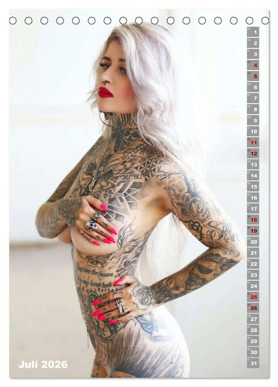 Bild: 9783516260731 | Beauty Tattoo Girls (Tischkalender 2026 DIN A5 hoch), CALVENDO...