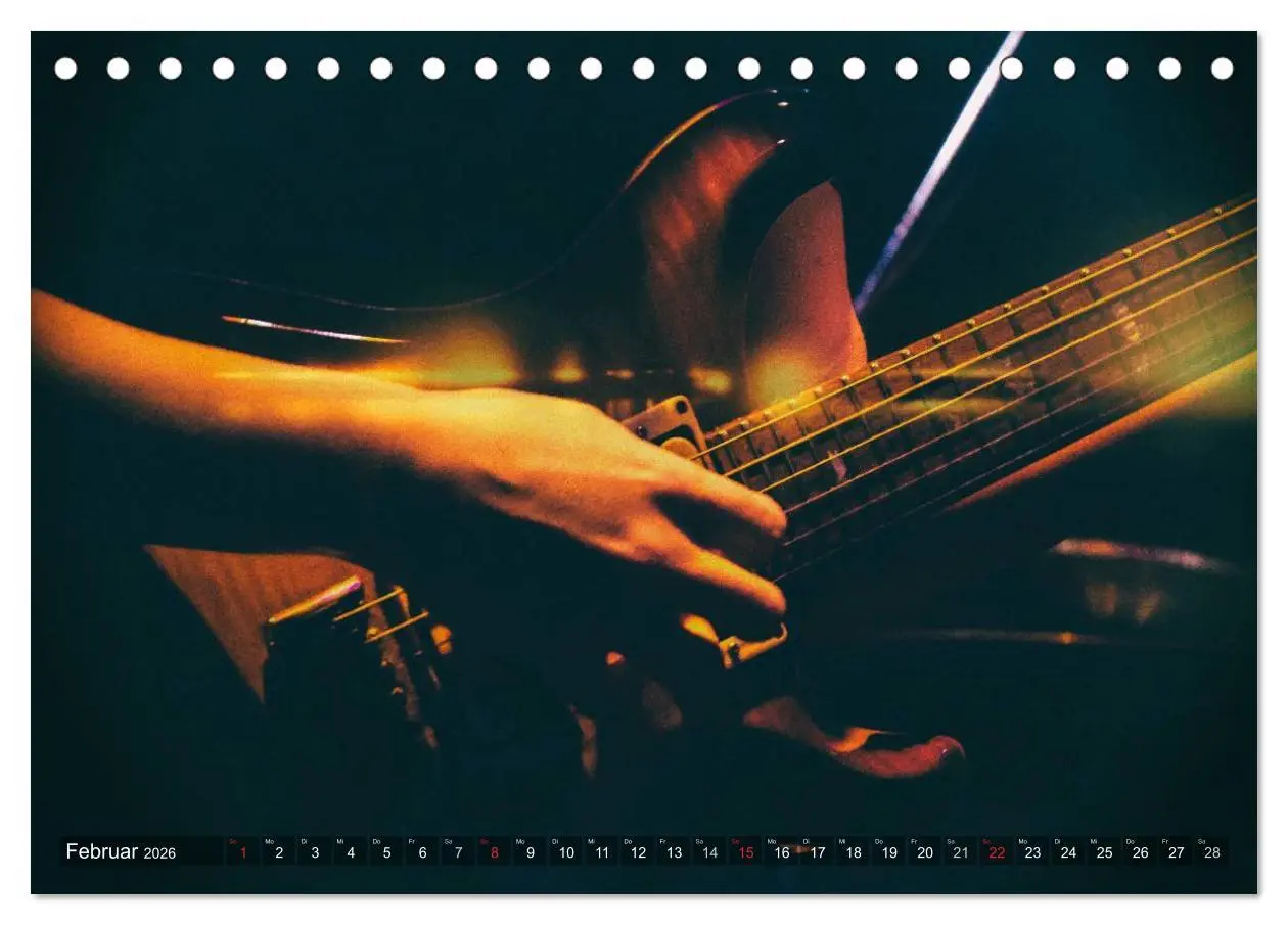 Bild: 9783516031331 | Gitarren - Live (Tischkalender 2026 DIN A5 quer), CALVENDO...