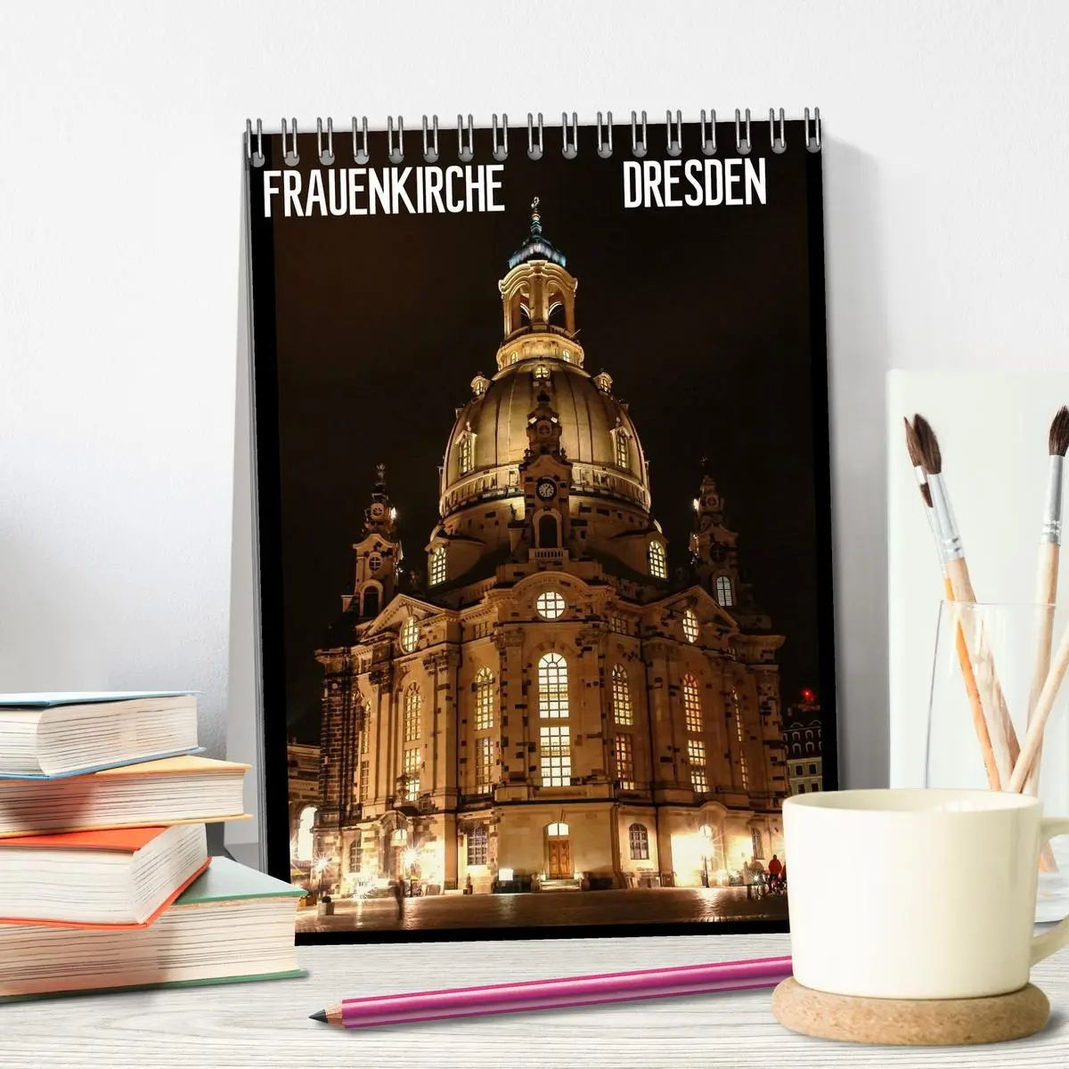 Bild: 9783516471731 | Frauenkirche Dresden (Tischkalender 2026 DIN A5 hoch), CALVENDO...