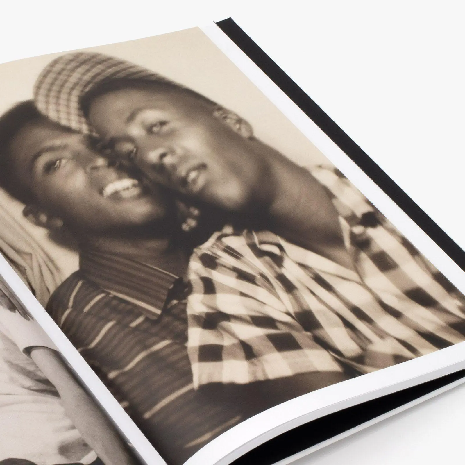 Bild: 9783949582431 | MORE LOVING | Hugh Nini (u. a.) | Buch | LOVING Vintage-Fotografien