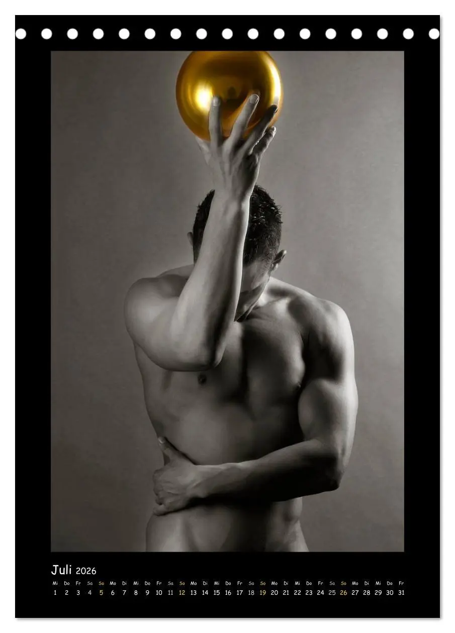 Bild: 9783516442731 | Golden Ball - Männer Akte (Tischkalender 2026 DIN A5 hoch),...