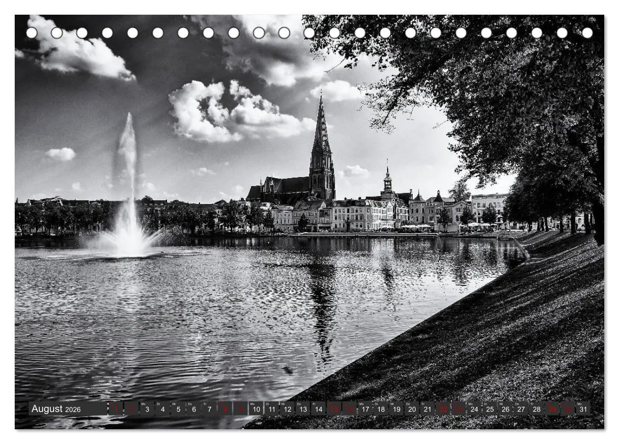Bild: 9783457874431 | Ein Blick auf Schwerin (Tischkalender 2026 DIN A5 quer), CALVENDO...