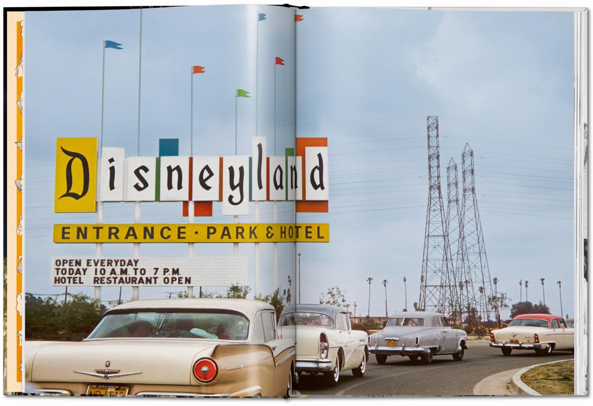 Bild: 9783836595131 | Walt Disney's Disneyland | Chris Nichols (u. a.) | Buch | 192 S.