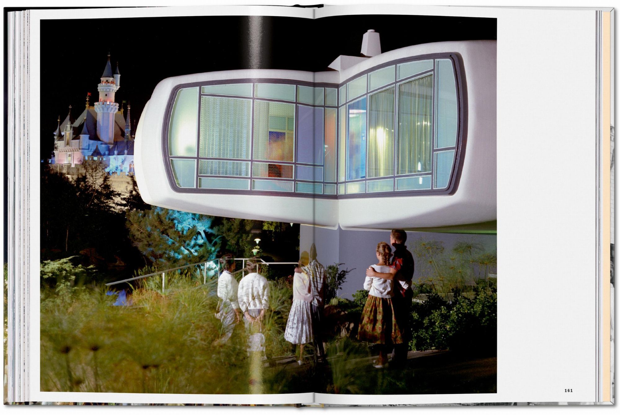 Bild: 9783836595131 | Walt Disney's Disneyland | Chris Nichols (u. a.) | Buch | 192 S.