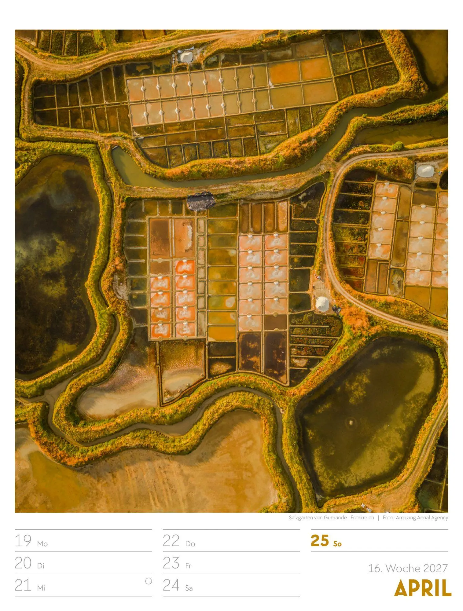 Bild: 9783838437231 | Welt von Oben Wochenplaner Luftbild-Kalender 2027 | GmbH | Kalender