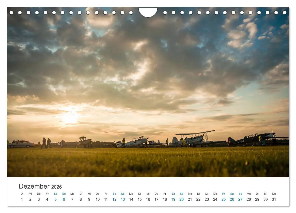 Bild: 9783516209631 | AVIATION CLASSICS seen by custompix.de (Wandkalender 2026 DIN A4...
