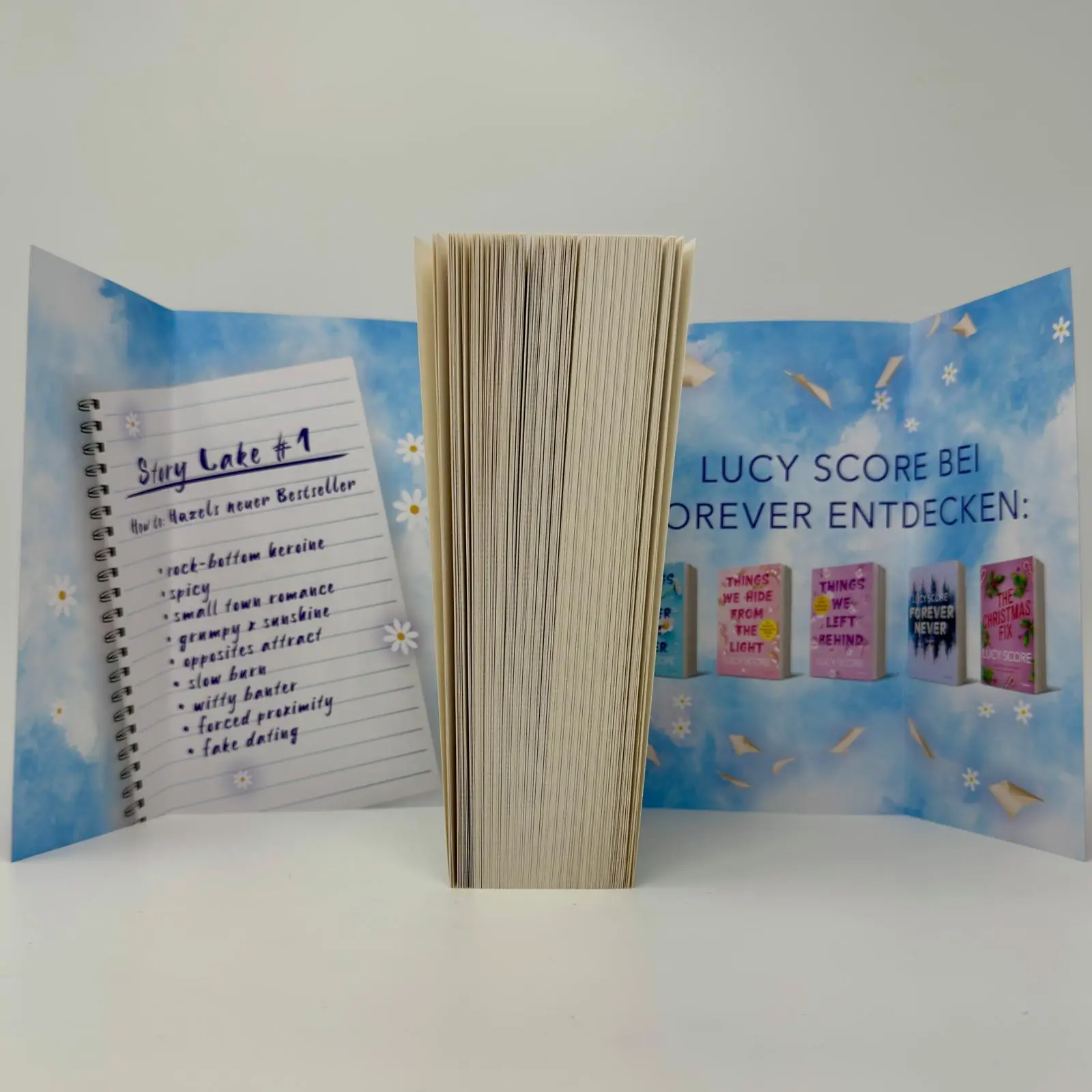 Bild: 9783989780132 | Story of My Life | Lucy Score | Taschenbuch | Story Lake | 592 S.