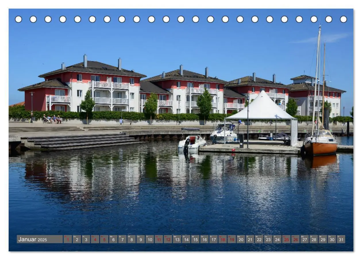 Bild: 9783435241132 | Zauberhaftes Boltenhagen (Tischkalender 2025 DIN A5 quer), CALVENDO...