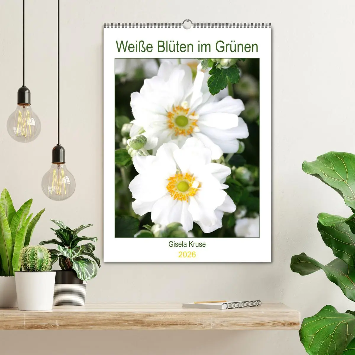 Bild: 9783516391732 | Weiße Blüten im Grünen (Wandkalender 2026 DIN A2 hoch), CALVENDO...