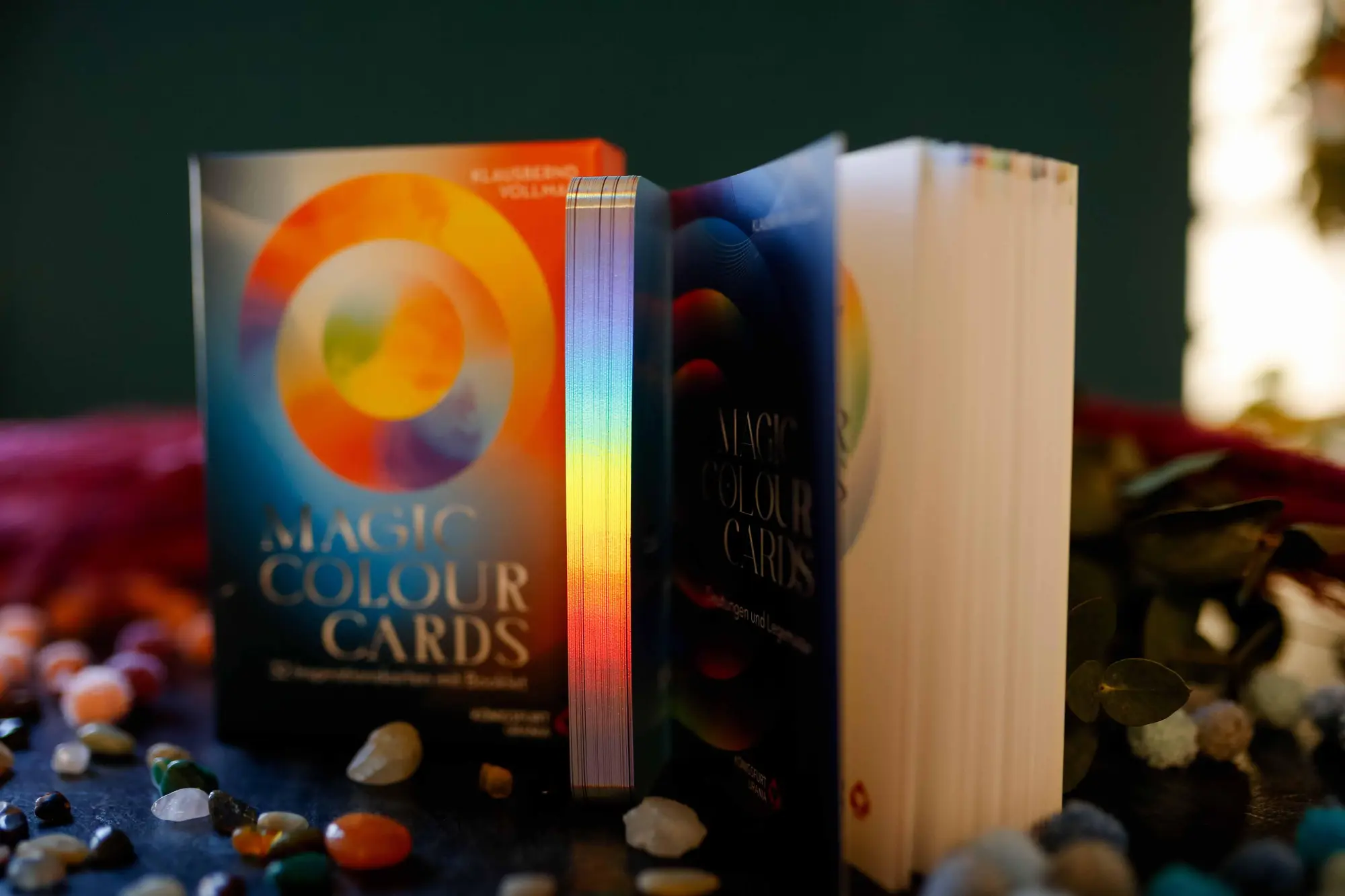 Bild: 9783868262032 | Magic Colours Cards - 32 Inspirationskarten mit Booklet | Vollmar