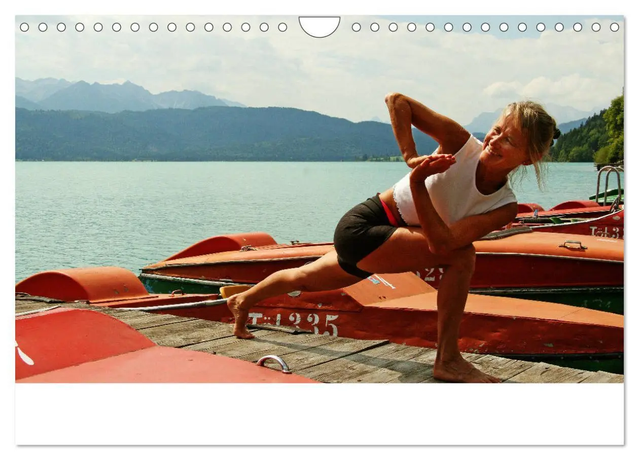 Bild: 9783435283132 | Yoga - Harmonie am Walchensee (Wandkalender 2025 DIN A4 quer),...