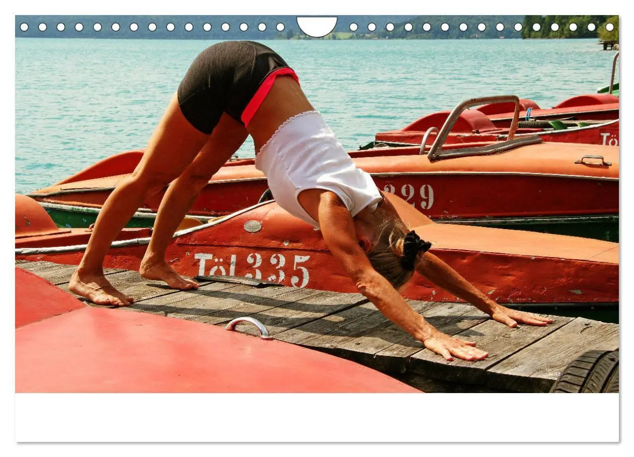 Bild: 9783435283132 | Yoga - Harmonie am Walchensee (Wandkalender 2025 DIN A4 quer),...