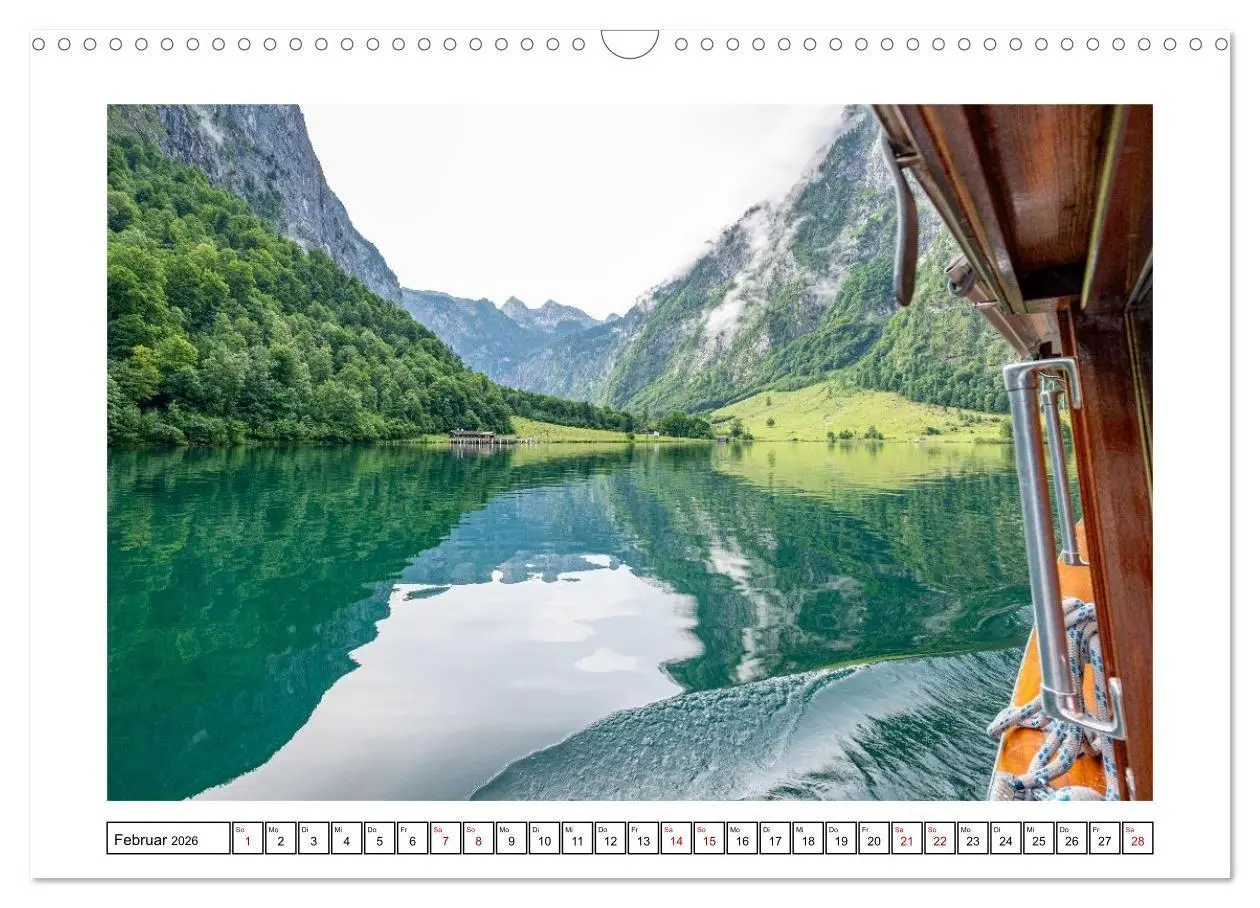 Bild: 9783516735932 | Morgen am Königssee - Spiegelungen und Stille (Wandkalender 2026...