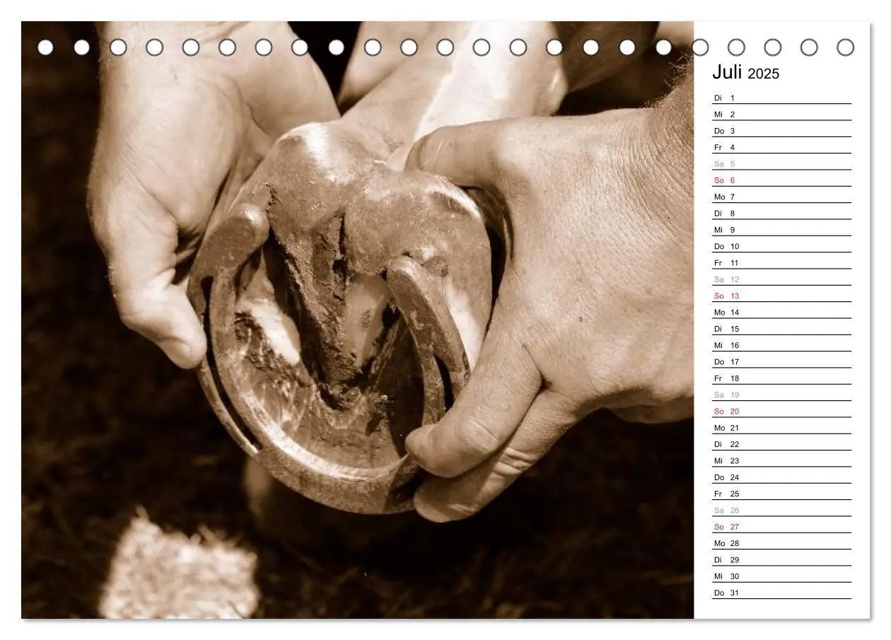 Bild: 9783435466832 | Hufschmied Traditionshandwerk (Tischkalender 2025 DIN A5 quer),...