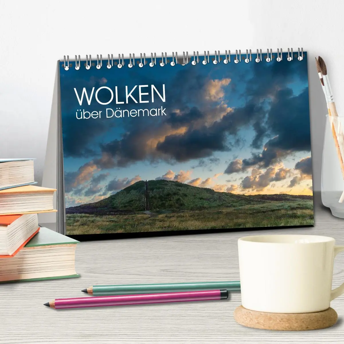 Bild: 9783457987032 | Wolken über Dänemark (Tischkalender 2026 DIN A5 quer), CALVENDO...