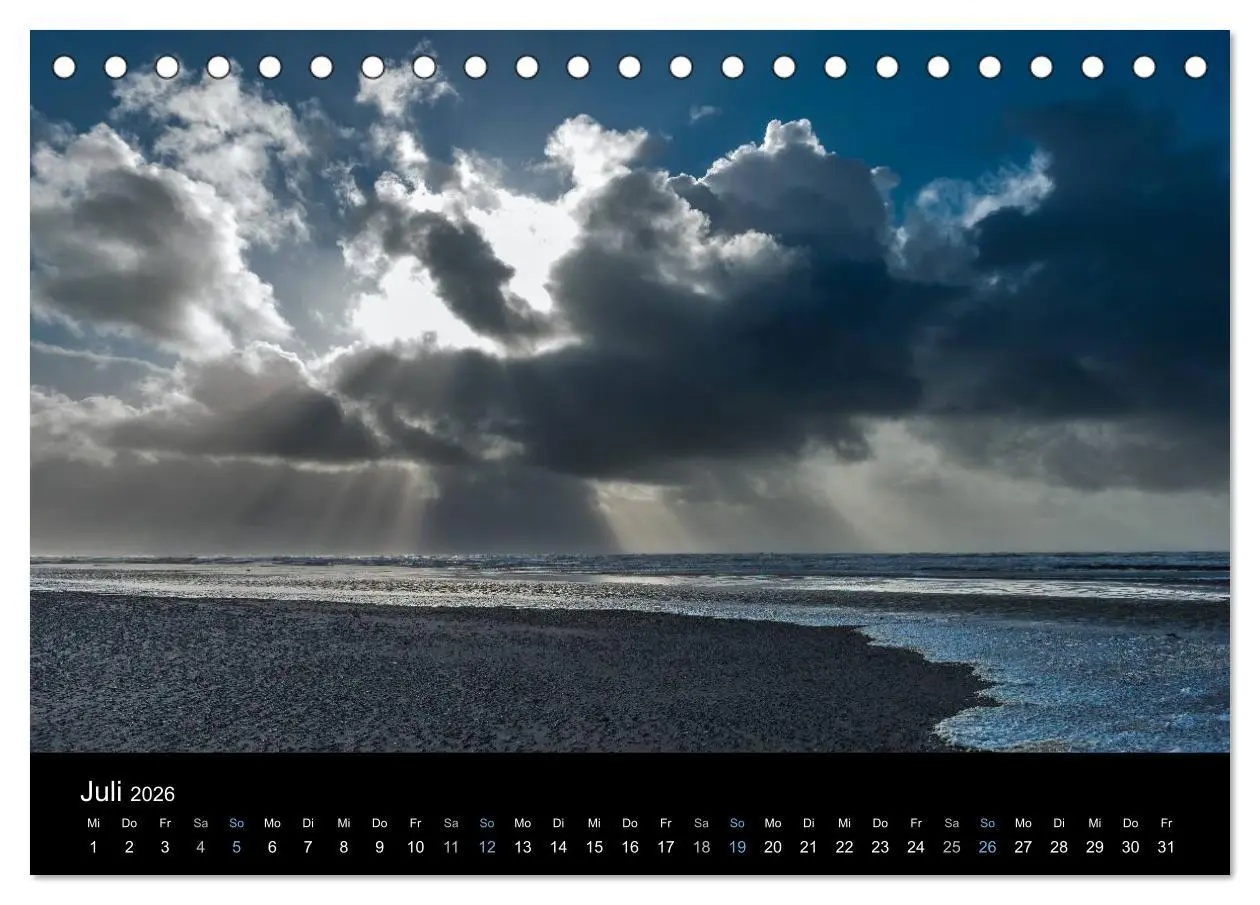 Bild: 9783457987032 | Wolken über Dänemark (Tischkalender 2026 DIN A5 quer), CALVENDO...