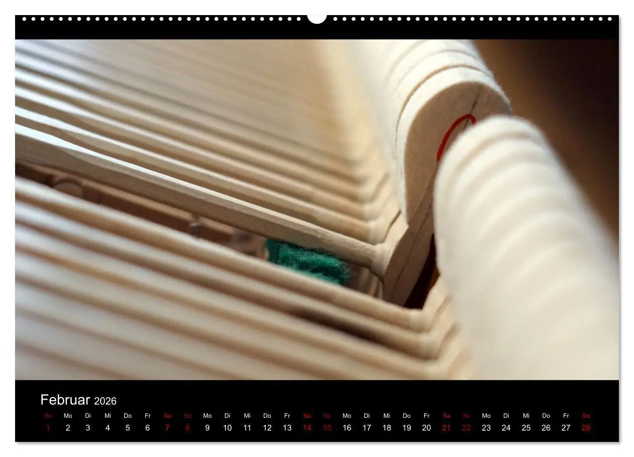 Bild: 9783457547632 | Klavier Momente (Wandkalender 2026 DIN A2 quer), CALVENDO...