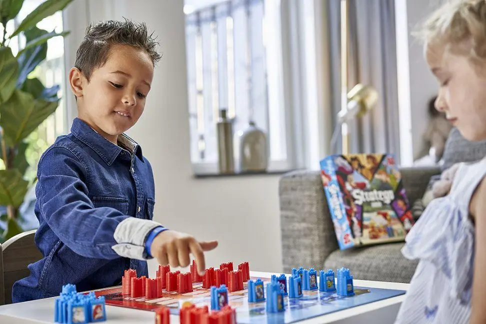 Bild: 8710126198032 | Stratego Junior Disney | Spiel | Brettspiel | 19803 | Deutsch | 2022