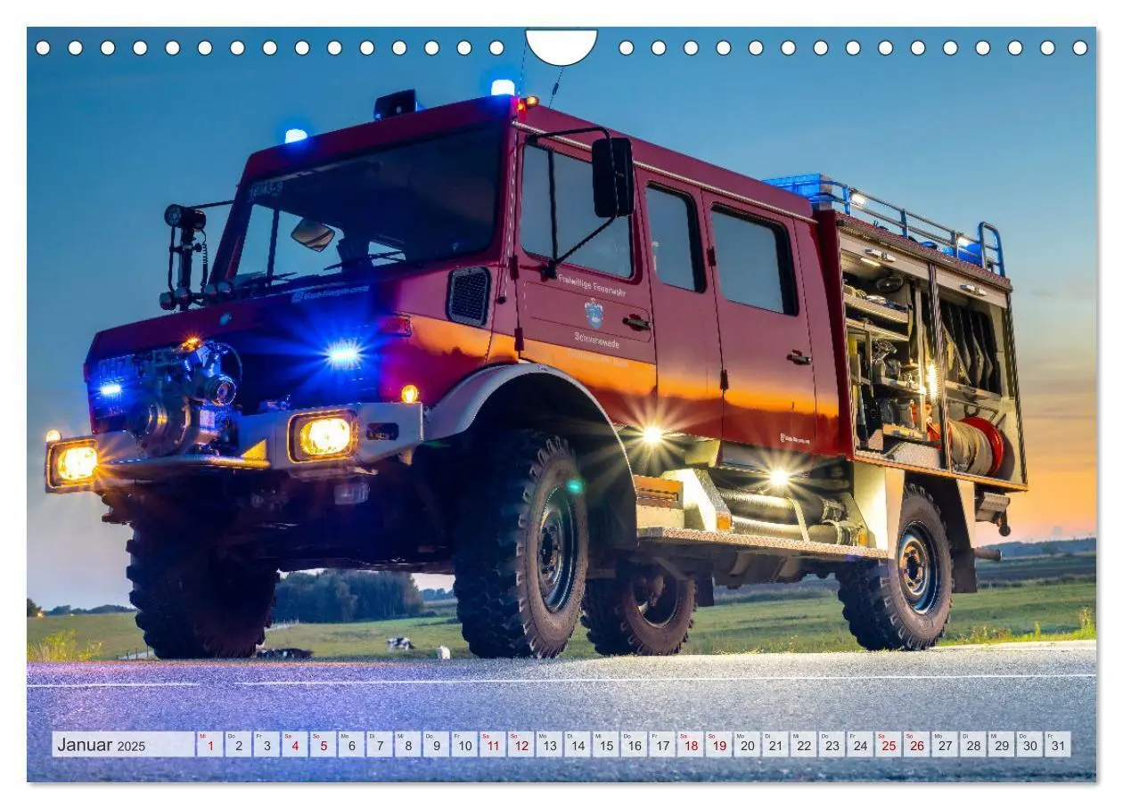 Bild: 9783383931833 | Die 4 UNIMOGS der Feuerwehr Schwanewede (Wandkalender 2025 DIN A4...