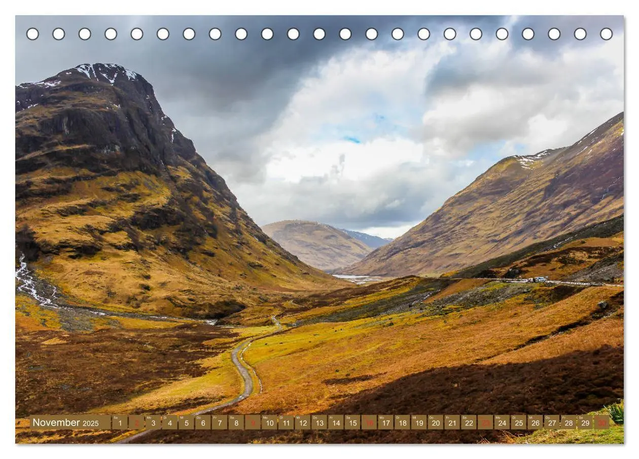 Bild: 9783435273133 | Mystisches Schottland (Tischkalender 2025 DIN A5 quer), CALVENDO...