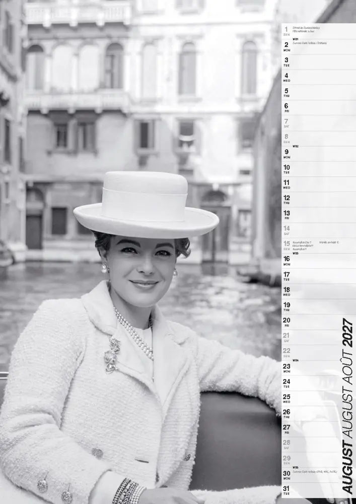 Bild: 9798893613933 | Romy Kalender 2027: Großer Wandkalender mit 12 Aufnahmen der...