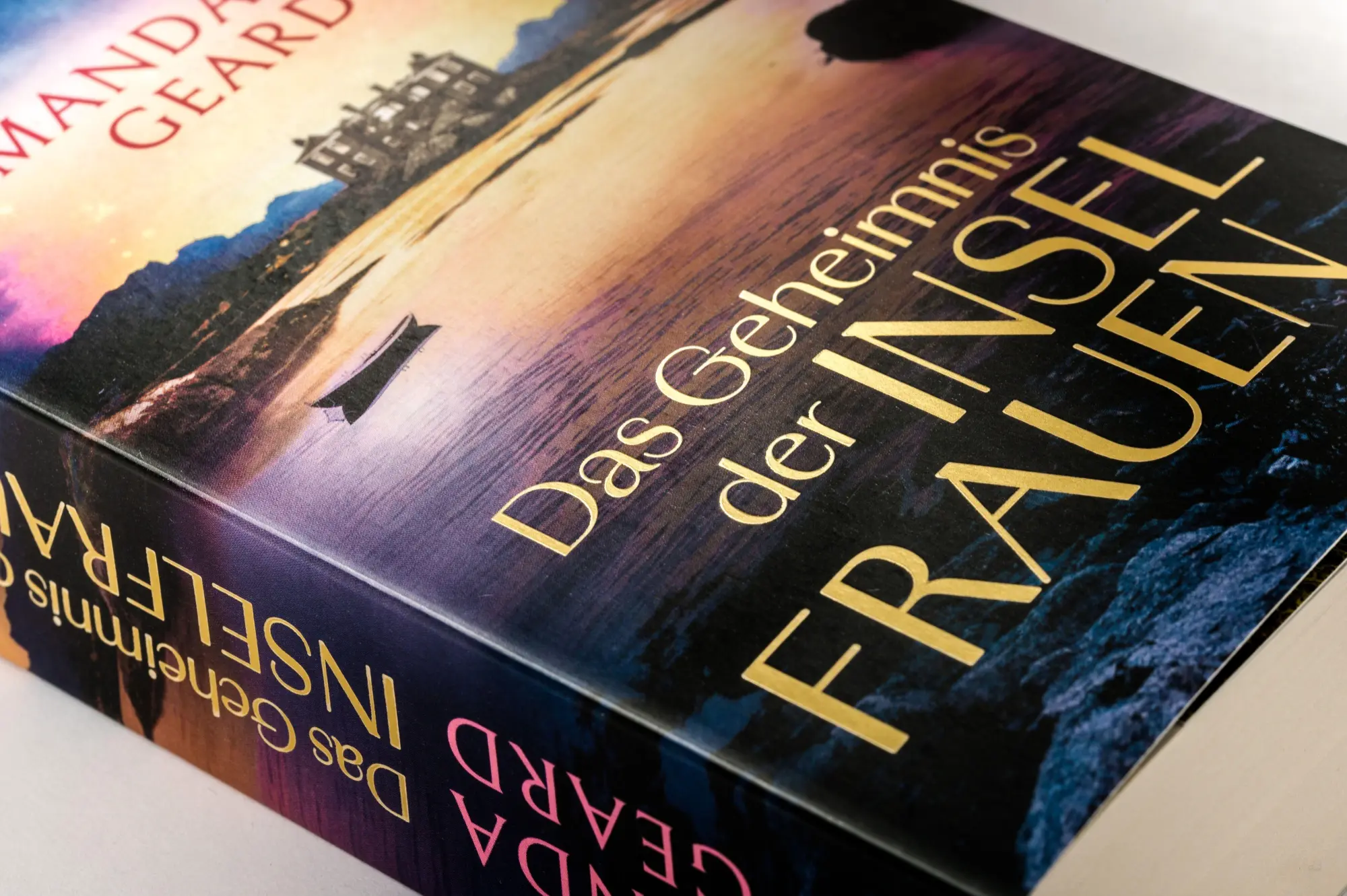 Bild: 9783453444133 | Das Geheimnis der Inselfrauen | Amanda Geard | Taschenbuch | 640 S.