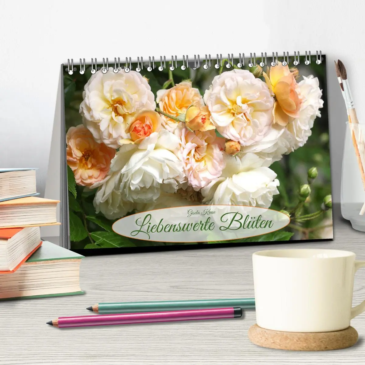 Bild: 9783457455333 | Liebenswerte Blüten (Tischkalender 2026 DIN A5 quer), CALVENDO...